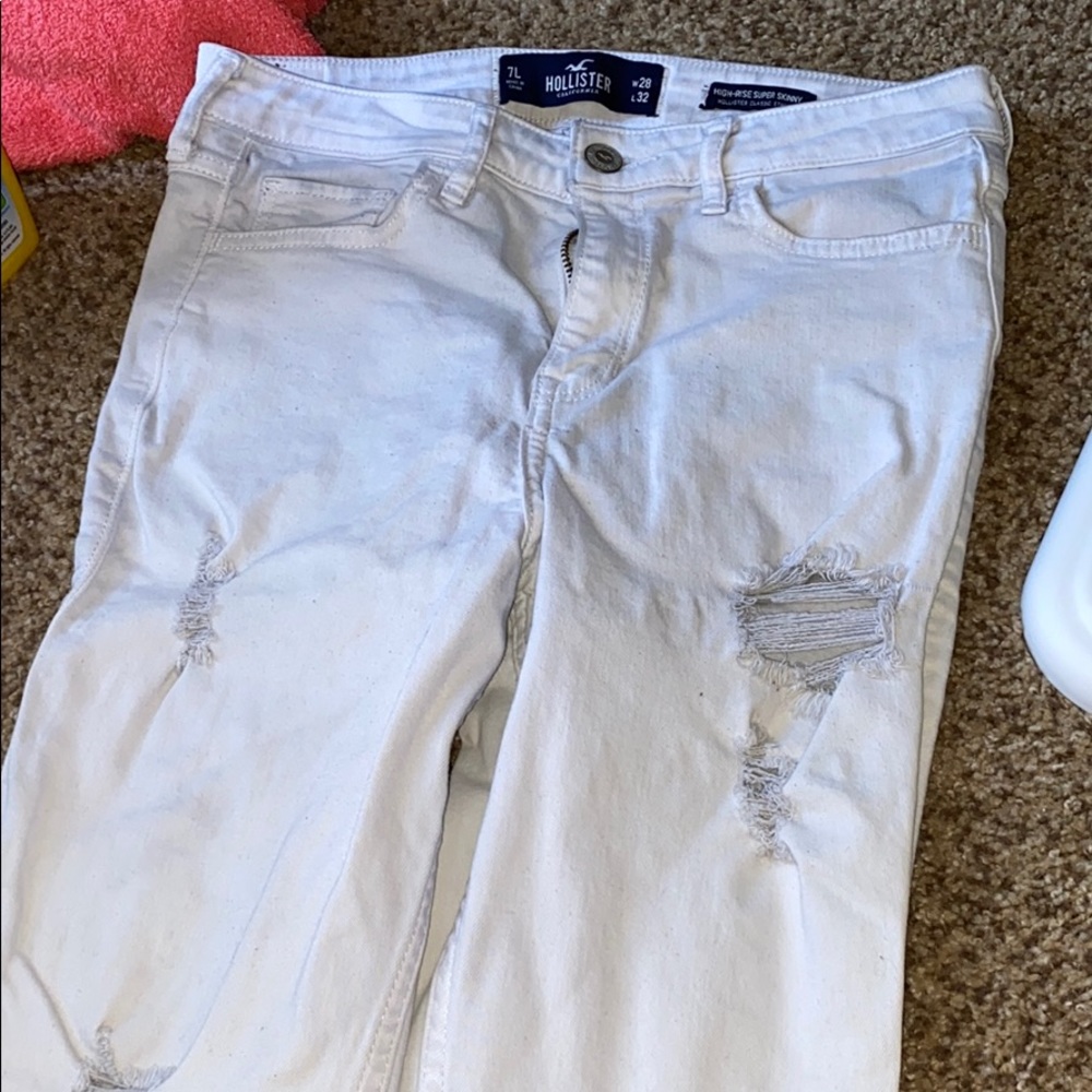 White hollister ripped high waisted jeans